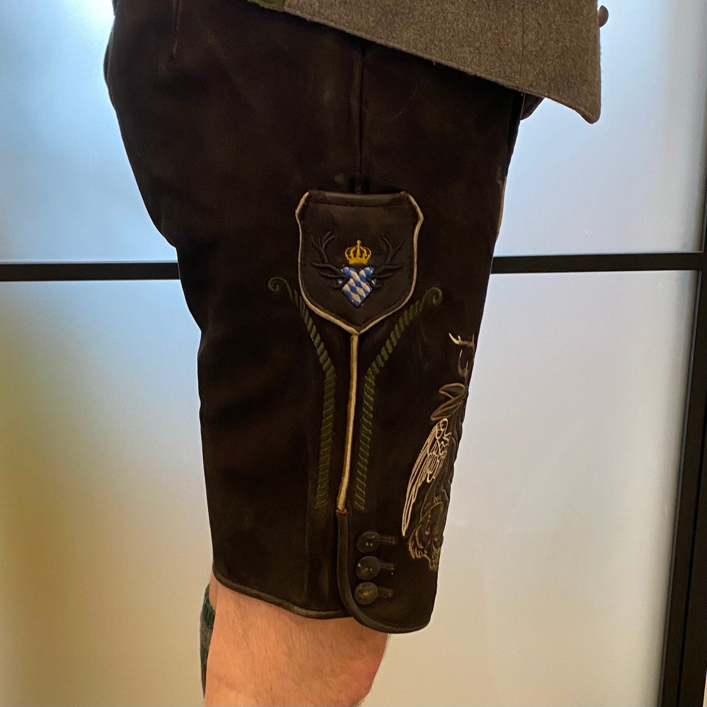 Herren Lederhose Wolpertinger mit Knöpfe