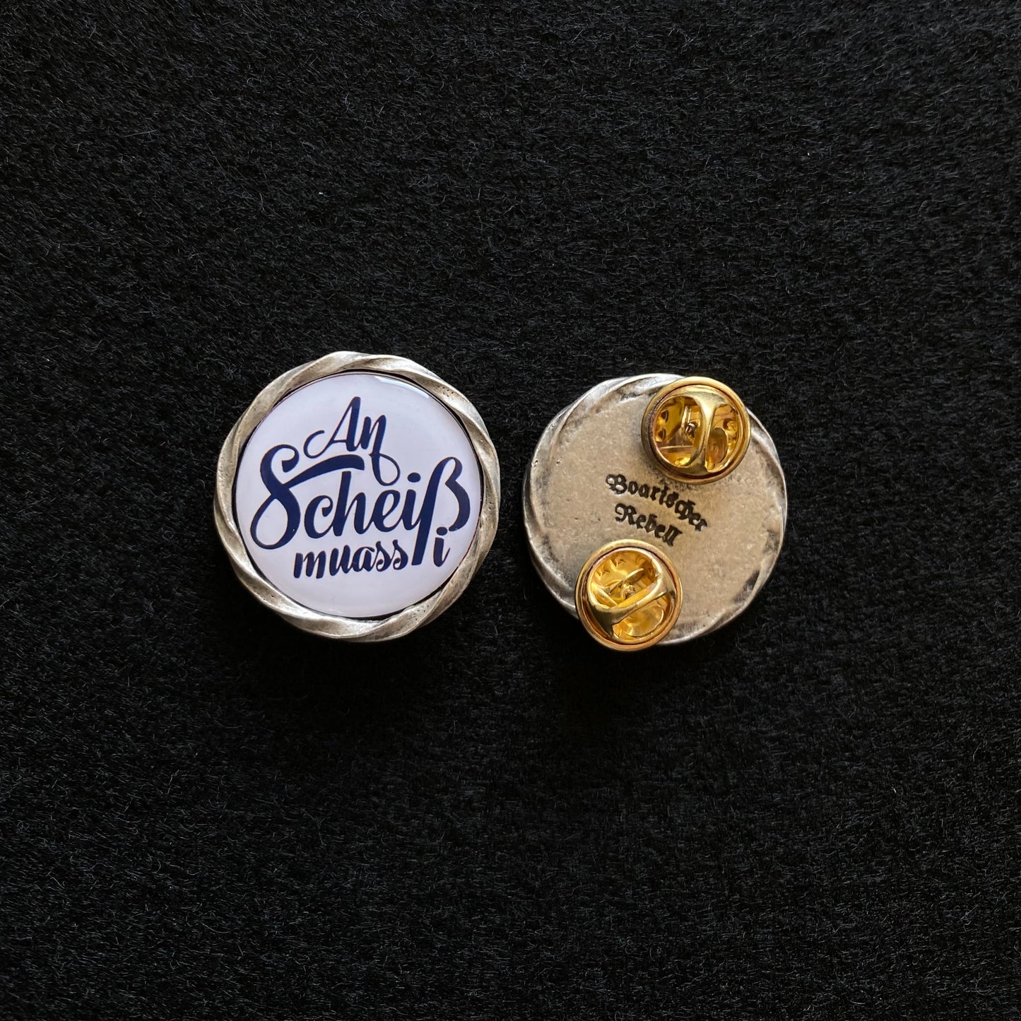 Brosche mit verschiedenen Sprüchen (6 Motive)