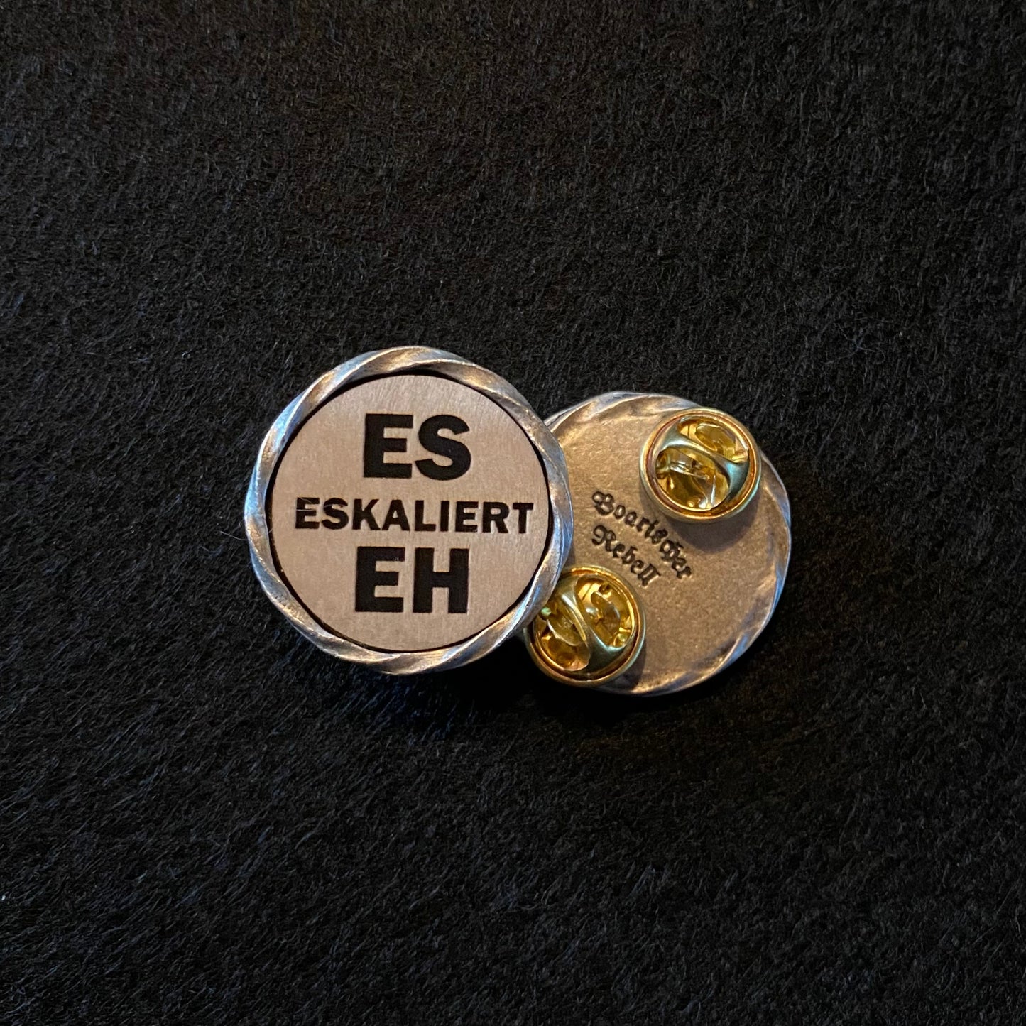 Pin‘s mit Sprüchen