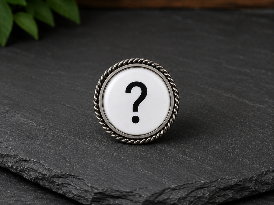 Pin mit Fragezeichen als Platzhalter fuer das eigene Motiv
