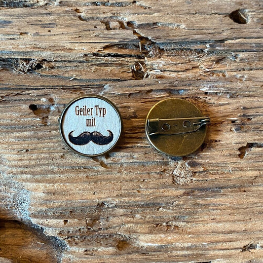 Anstecker Geiler Typ mit Bart