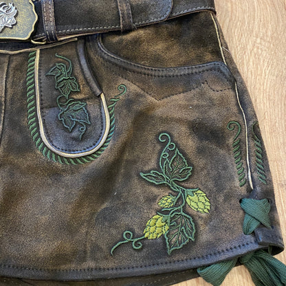Damen Lederhose Hopfen Boarischer Rebell mit grünen Bänder Gr.32
