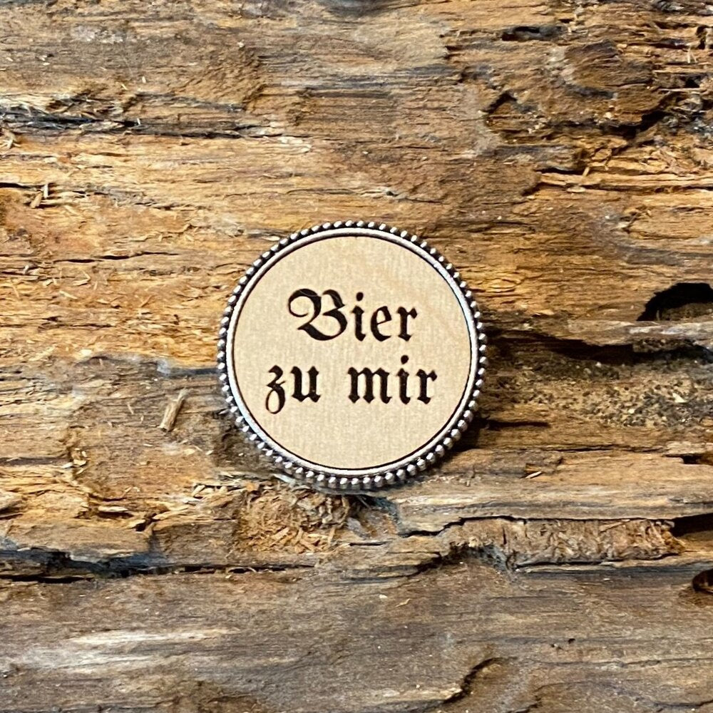 Broschen Bier zu mir